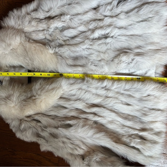 Vintage Fur Coat - Picture 5 of 5